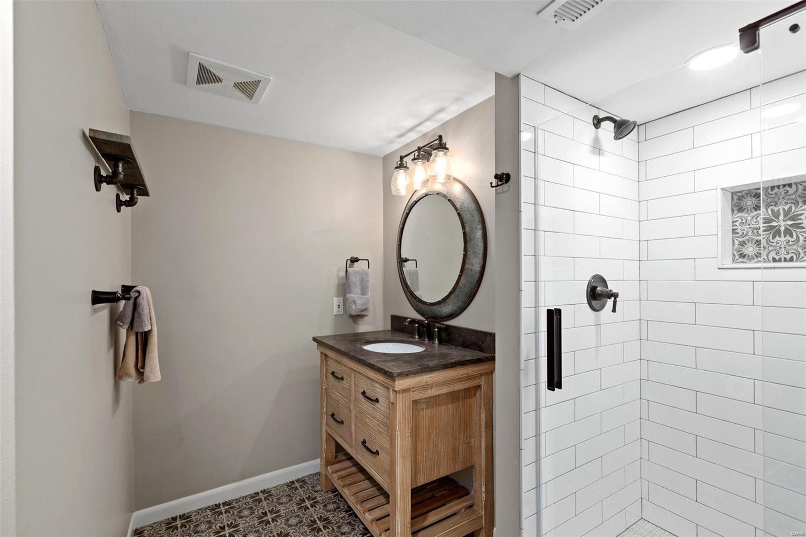 West Ladue - Residential