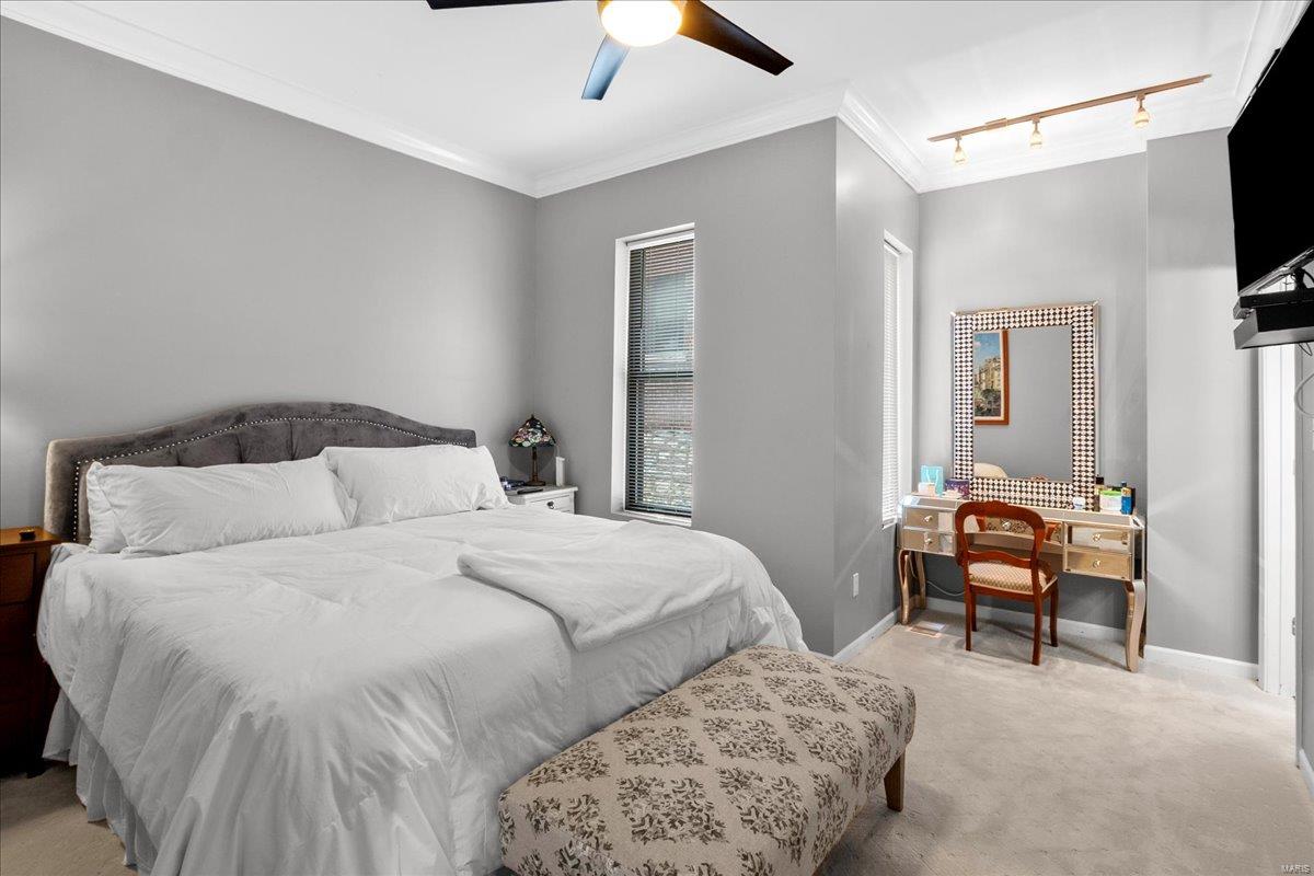 Deux Maisons Condos - Residential