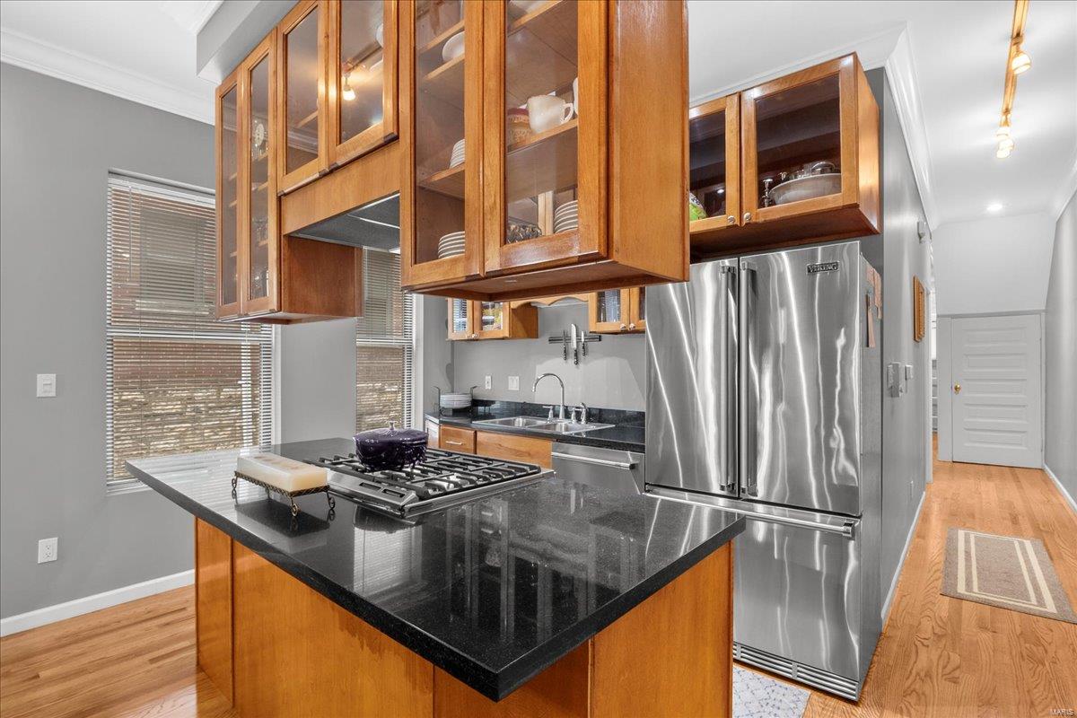 Deux Maisons Condos - Residential