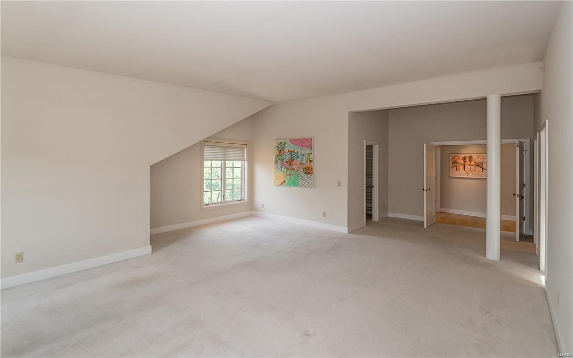 6 Brighton Way Condo - Residential