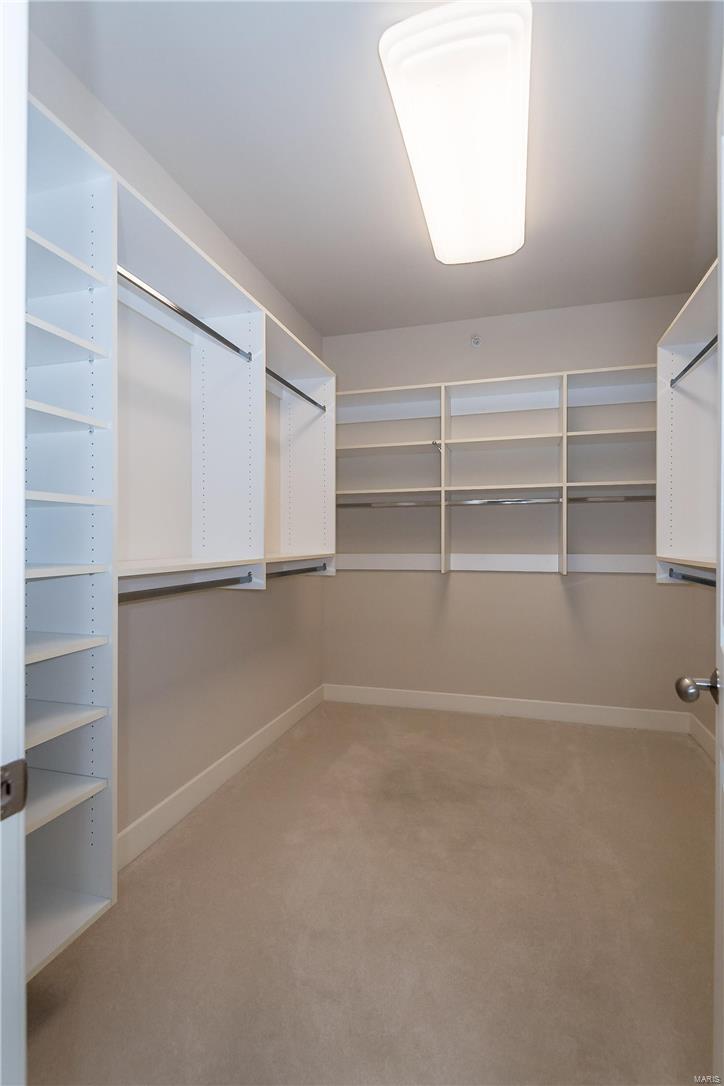 6 Brighton Way Condo - Residential