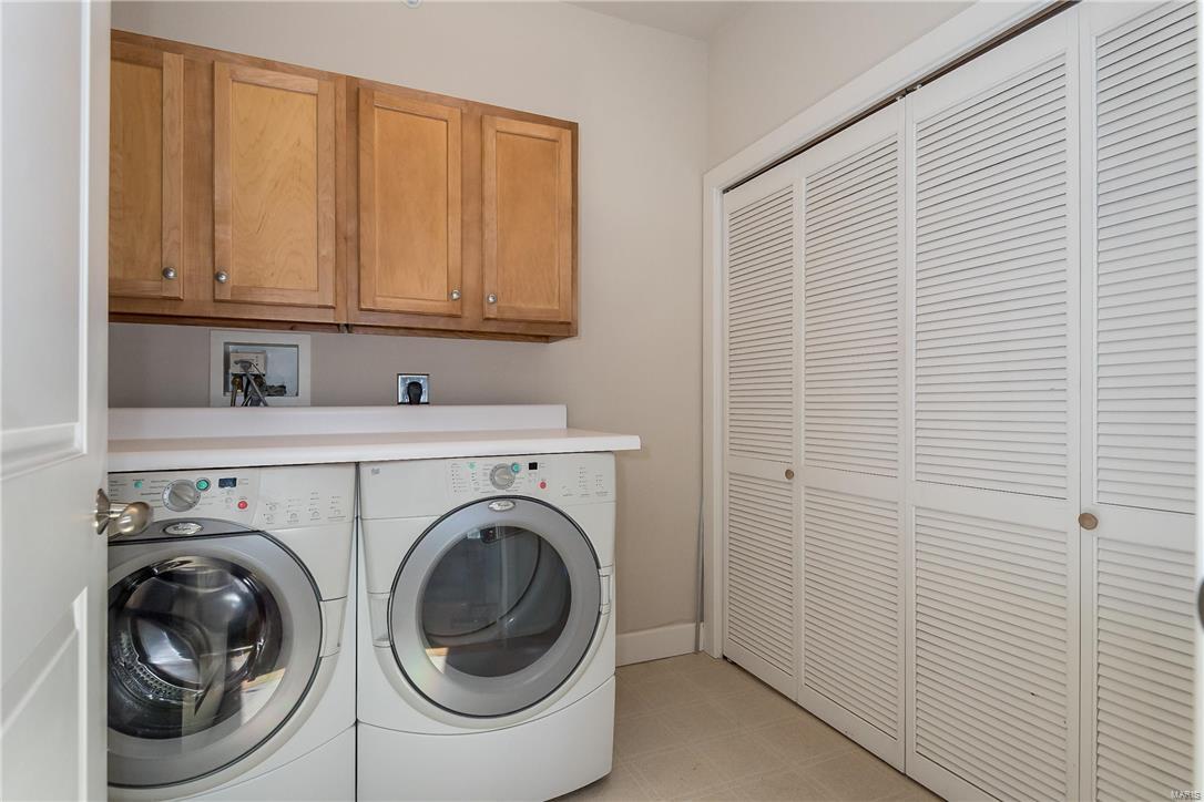 6 Brighton Way Condo - Residential