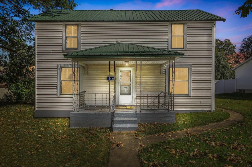 Check out this cozy two-story home with 3 bedrooms, 1 bath, and 1,496 sq ft! This home features new wiring throughout and new flooring downstairs. Enjoy the all-electric central HVAC, plus new baseboard heaters in the bedrooms for extra warmth in the winter. You’ll love the new carpets in the bedrooms and the detached garage for added space. Don’t miss the hidden gems like the vintage doors and doorbell that add so much character!

Located in the North County School District and just a short walk from the nearby city park, perfect for outdoor activities and family fun. Showings start Friday, 10/18!