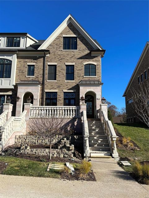 Photo of 126 Gay Avenue Ave, Clayton, MO 63105 (MLS # 20035566)