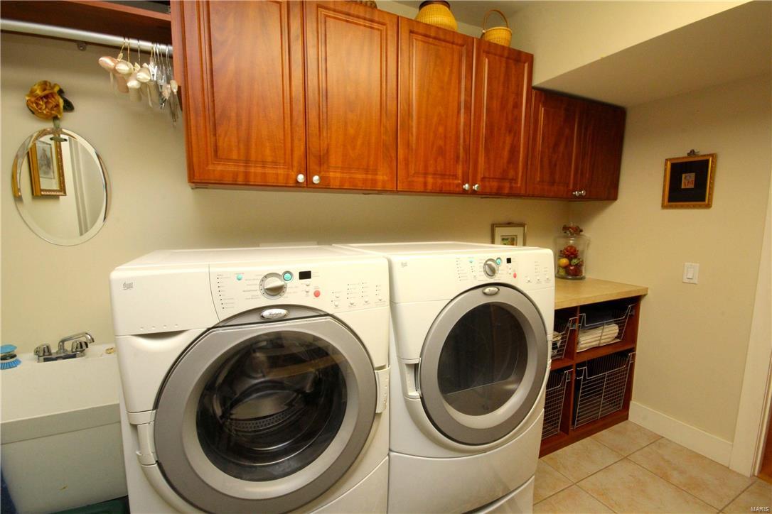 4200 Laclede Condo - Residential