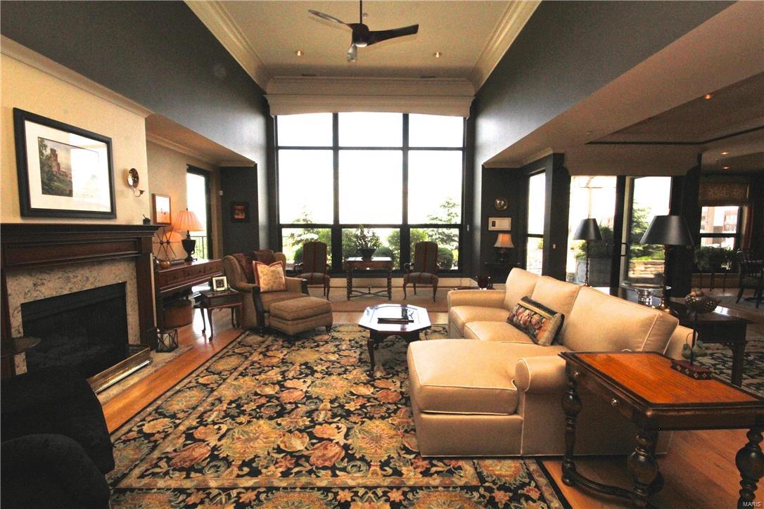 4200 Laclede Condo - Residential