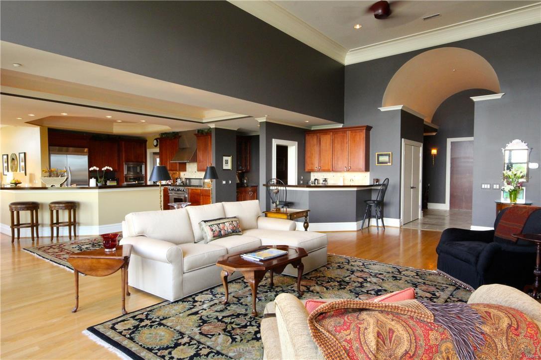 4200 Laclede Condo - Residential