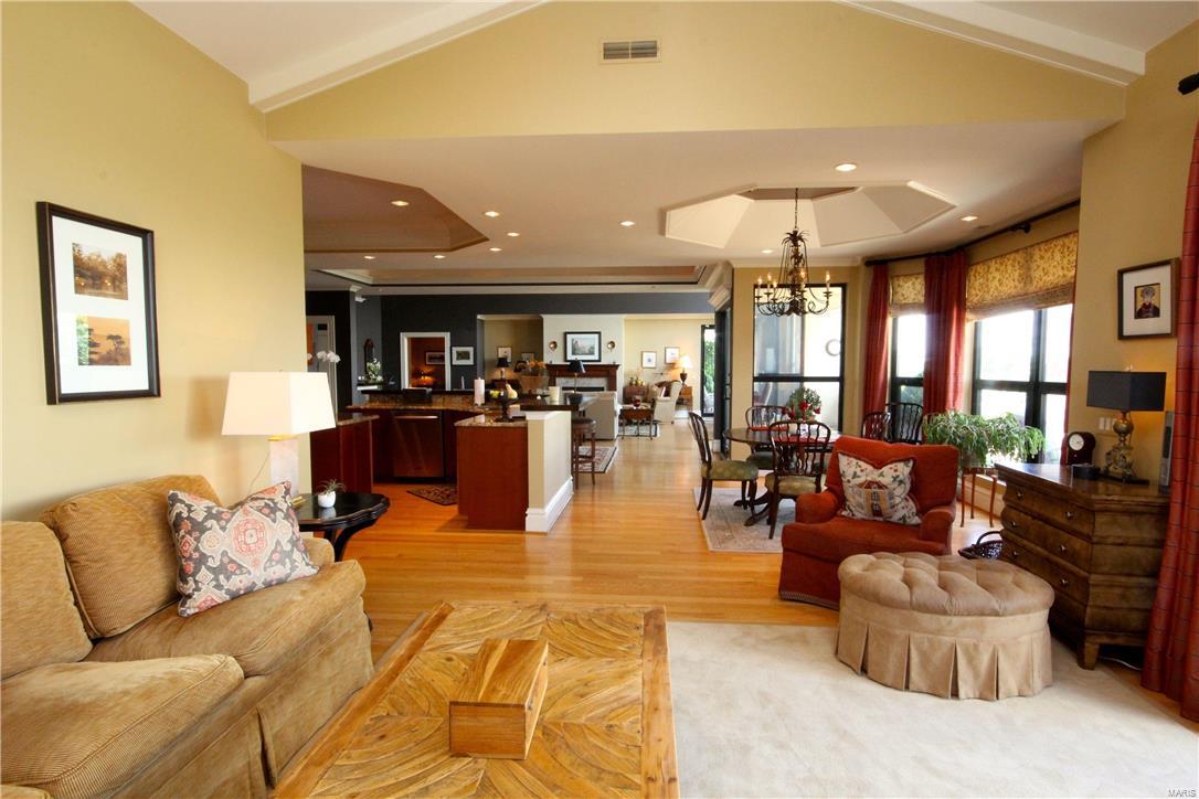 4200 Laclede Condo - Residential