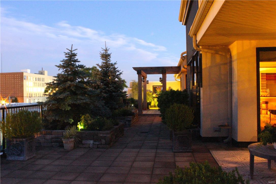 4200 Laclede Condo - Residential