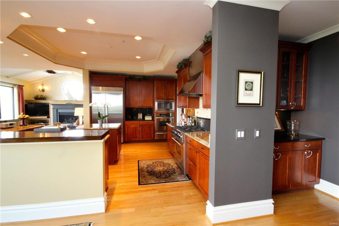 4200 Laclede Condo - Residential