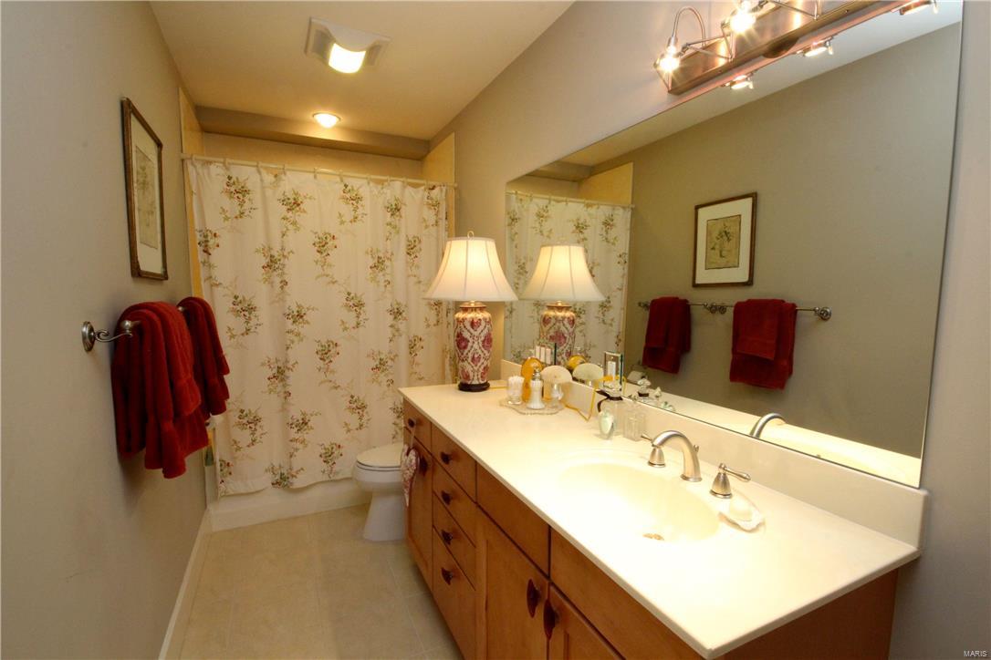 4200 Laclede Condo - Residential