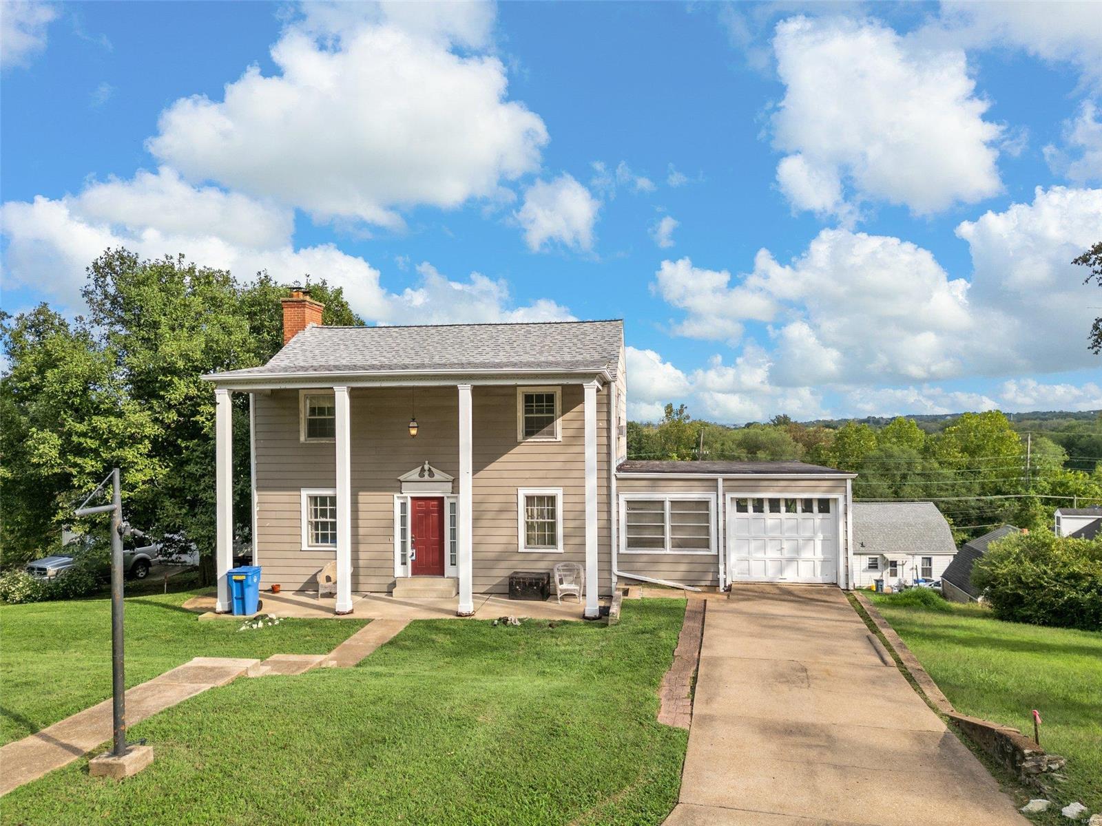 Valley Park, Missouri 63088, United States, 3 Bedrooms Bedrooms, ,2 BathroomsBathrooms,Residential,Pending,33241