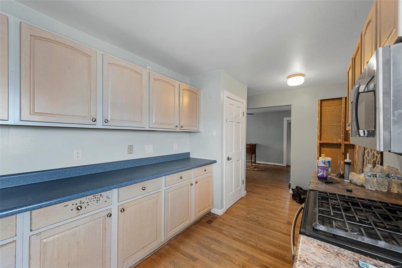 Valley Park, Missouri 63088, United States, 3 Bedrooms Bedrooms, ,2 BathroomsBathrooms,Residential,Pending,33241