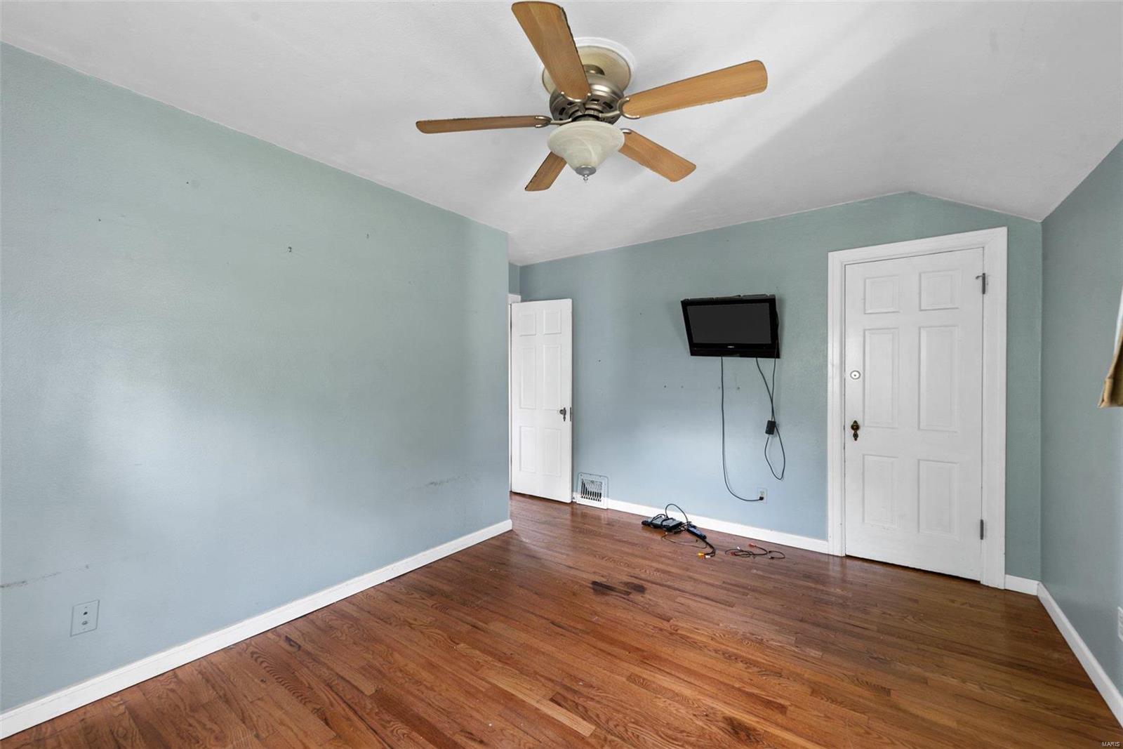 Valley Park, Missouri 63088, United States, 3 Bedrooms Bedrooms, ,2 BathroomsBathrooms,Residential,Pending,33241