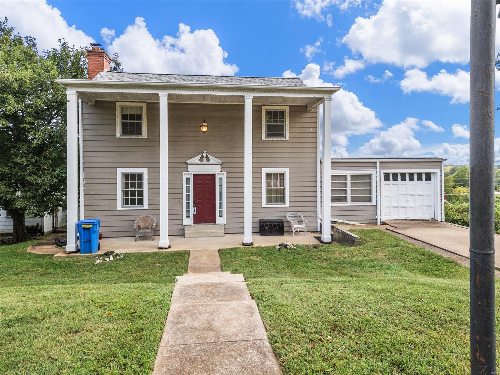 Valley Park, Missouri 63088, United States, 3 Bedrooms Bedrooms, ,2 BathroomsBathrooms,Residential,Pending,33241