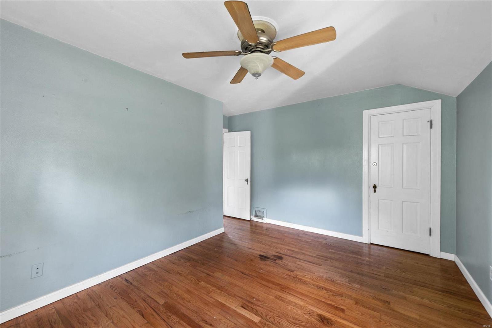 Valley Park, Missouri 63088, United States, 3 Bedrooms Bedrooms, ,2 BathroomsBathrooms,Residential,Pending,33241