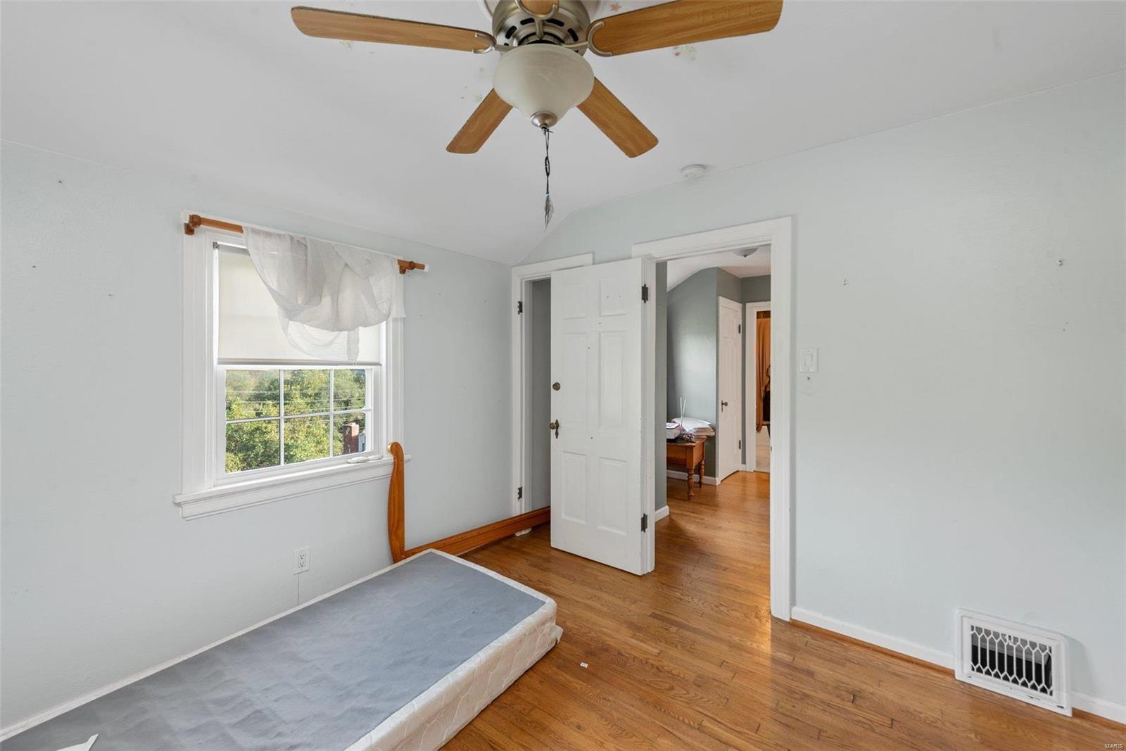 Valley Park, Missouri 63088, United States, 3 Bedrooms Bedrooms, ,2 BathroomsBathrooms,Residential,Pending,33241