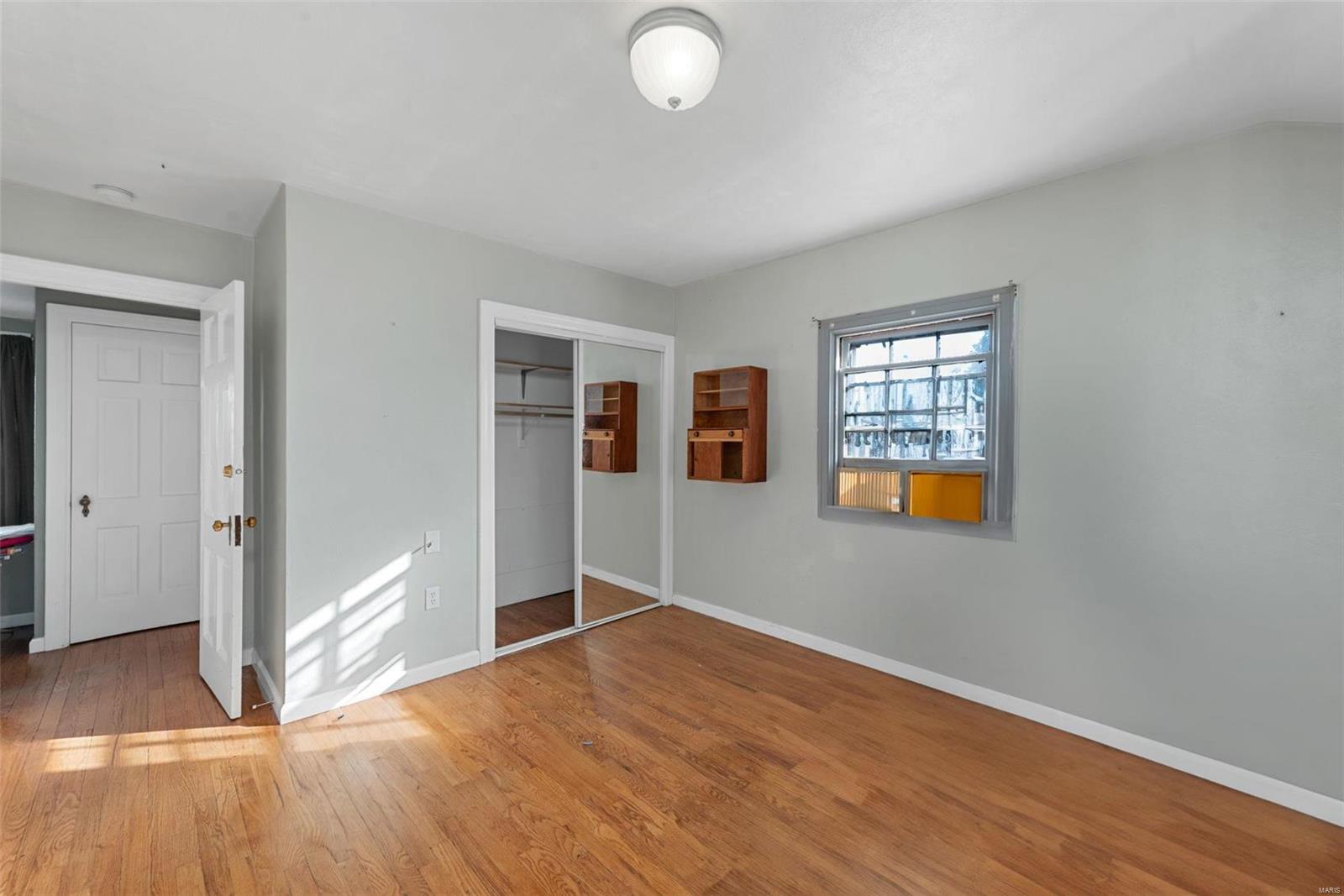 Valley Park, Missouri 63088, United States, 3 Bedrooms Bedrooms, ,2 BathroomsBathrooms,Residential,Pending,33241