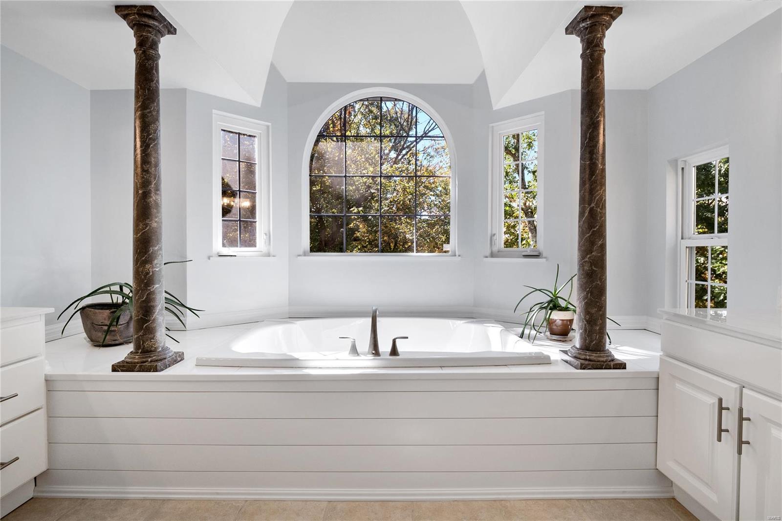 Stone Bridge Spgs One Lt 6 & - Residential