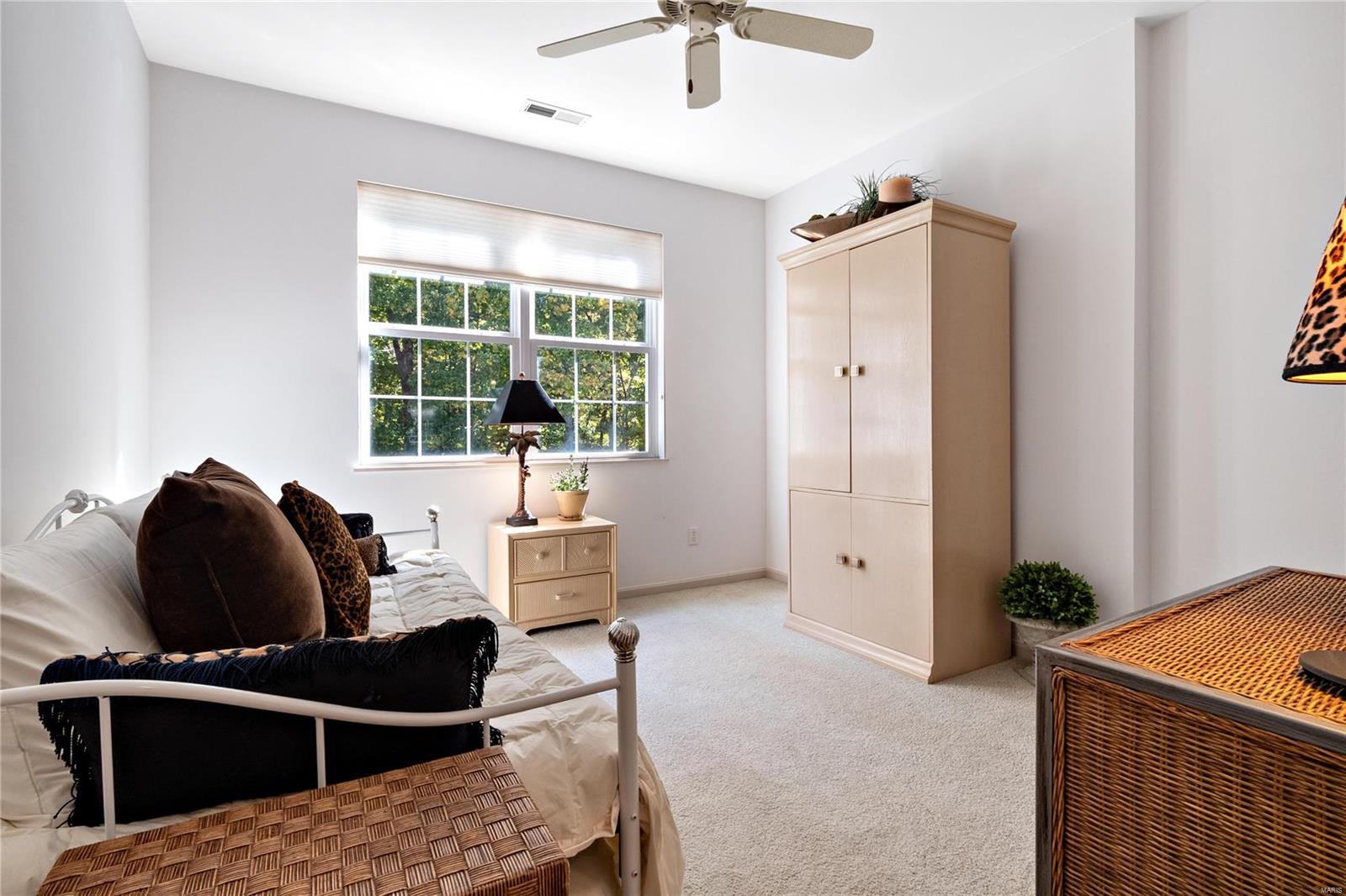 Stone Bridge Spgs One Lt 6 & - Residential