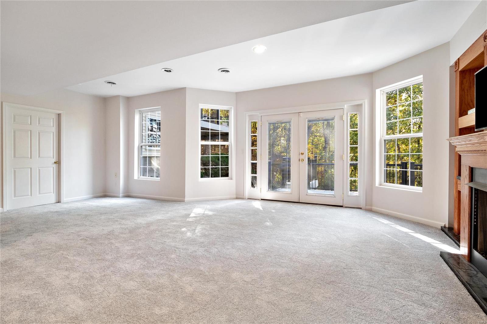 Stone Bridge Spgs One Lt 6 & - Residential