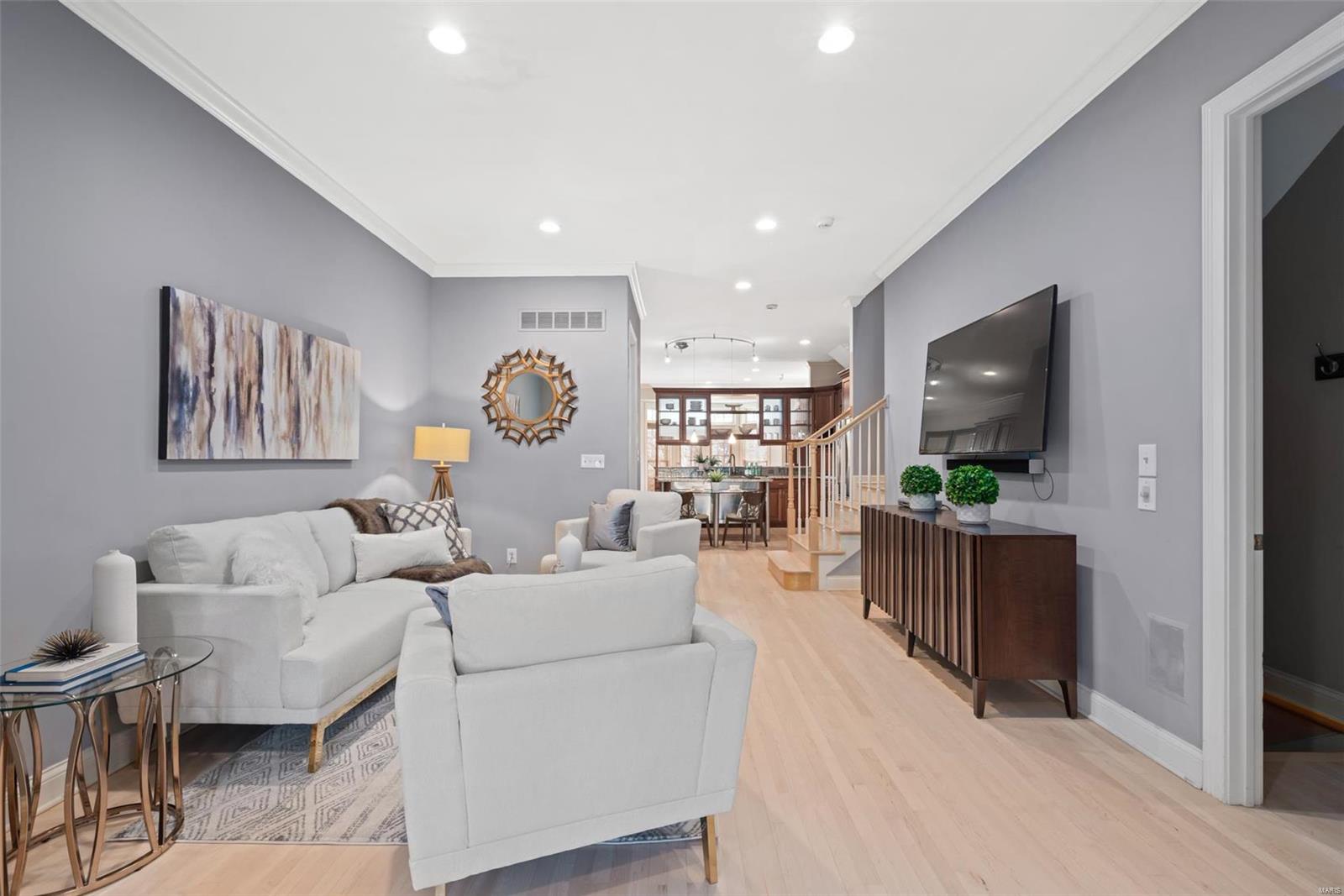 Nine Brighton Way Twnhms A - Residential