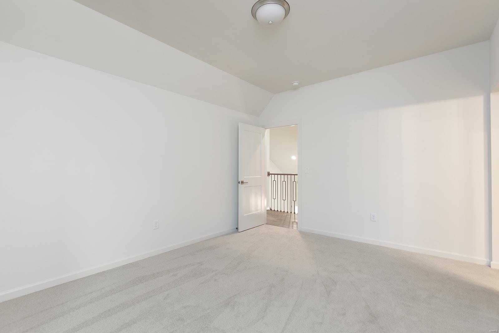 Ladue Ridge - Residential