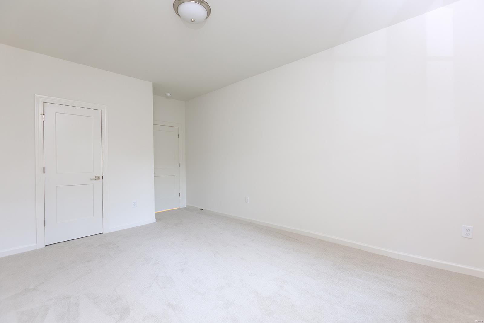 Ladue Ridge - Residential