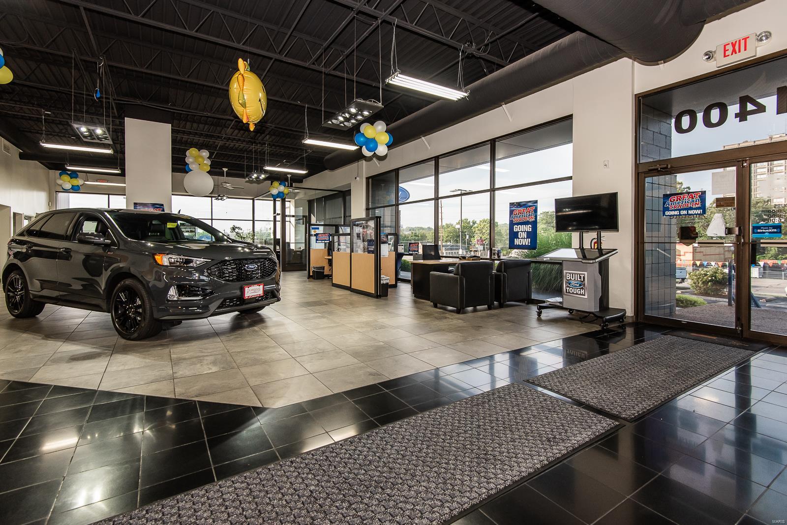 Cerame Ford - Commercial Sale