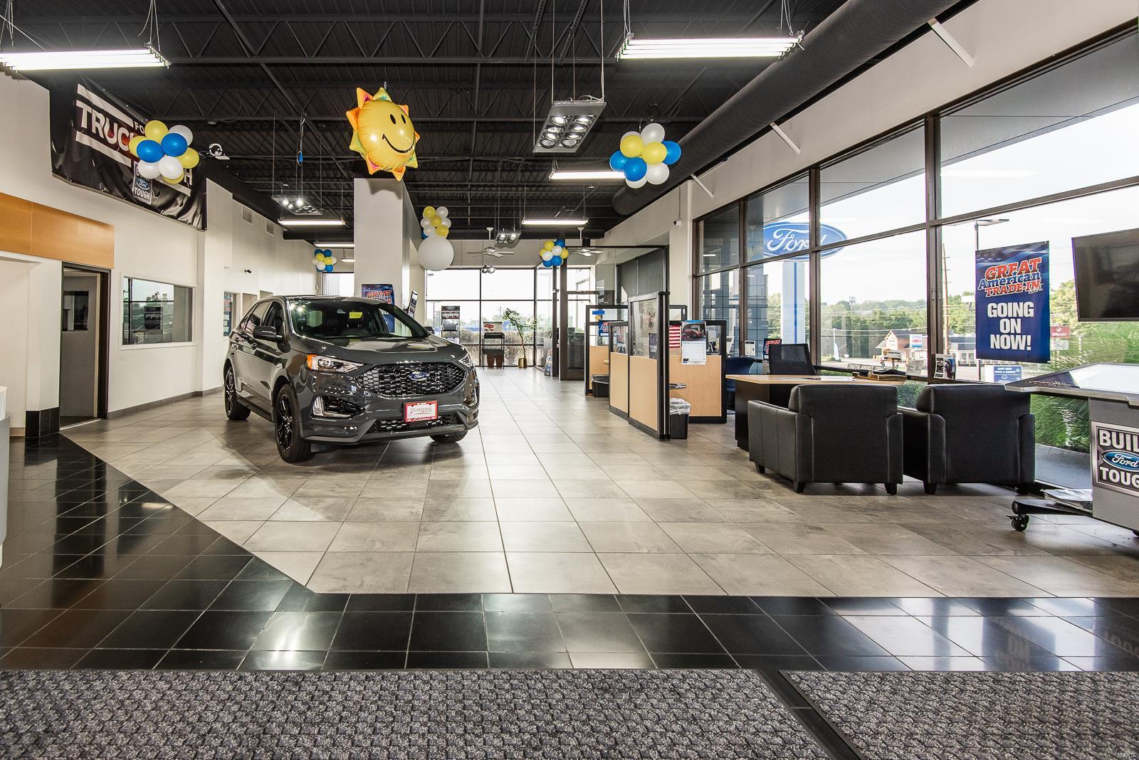 Cerame Ford - Commercial Sale