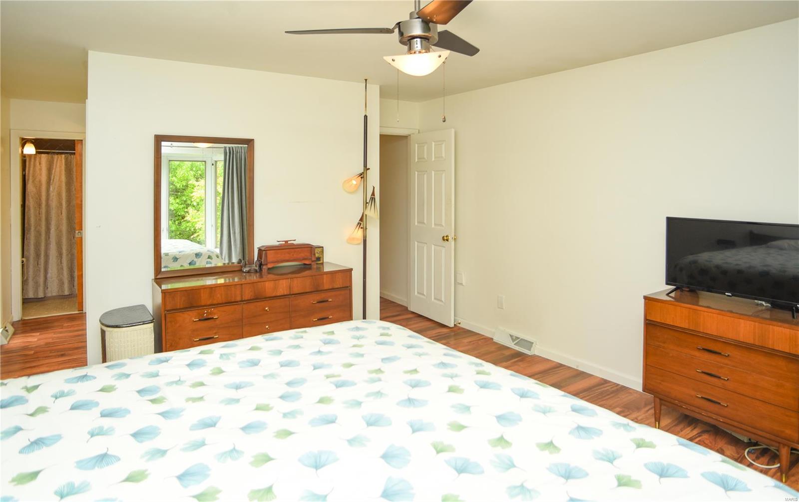 Elmwood Manor #7 - Residential