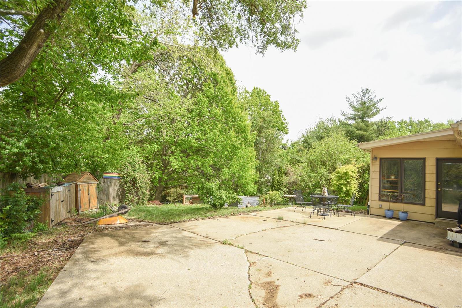 Elmwood Manor #7 - Residential