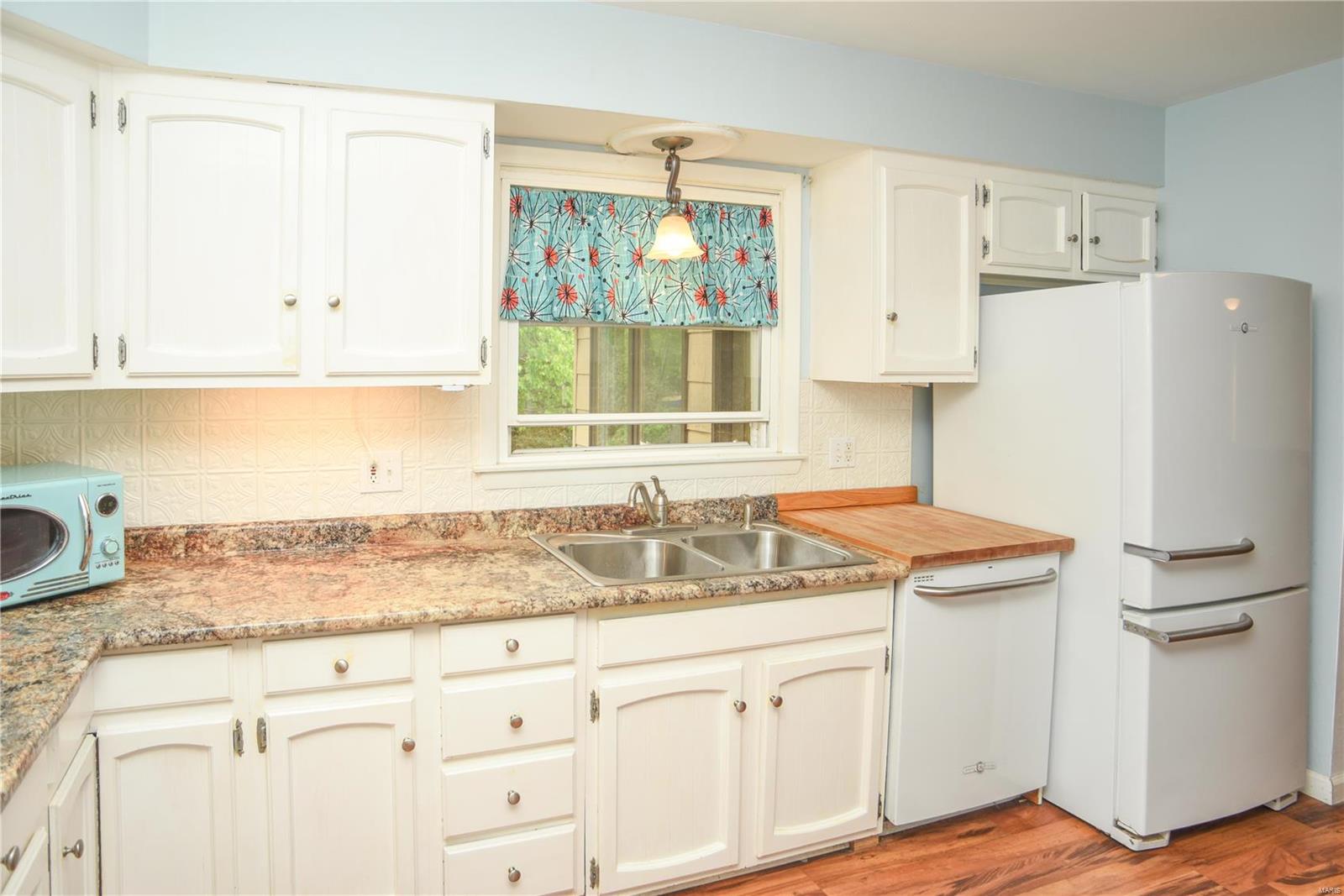 Elmwood Manor #7 - Residential