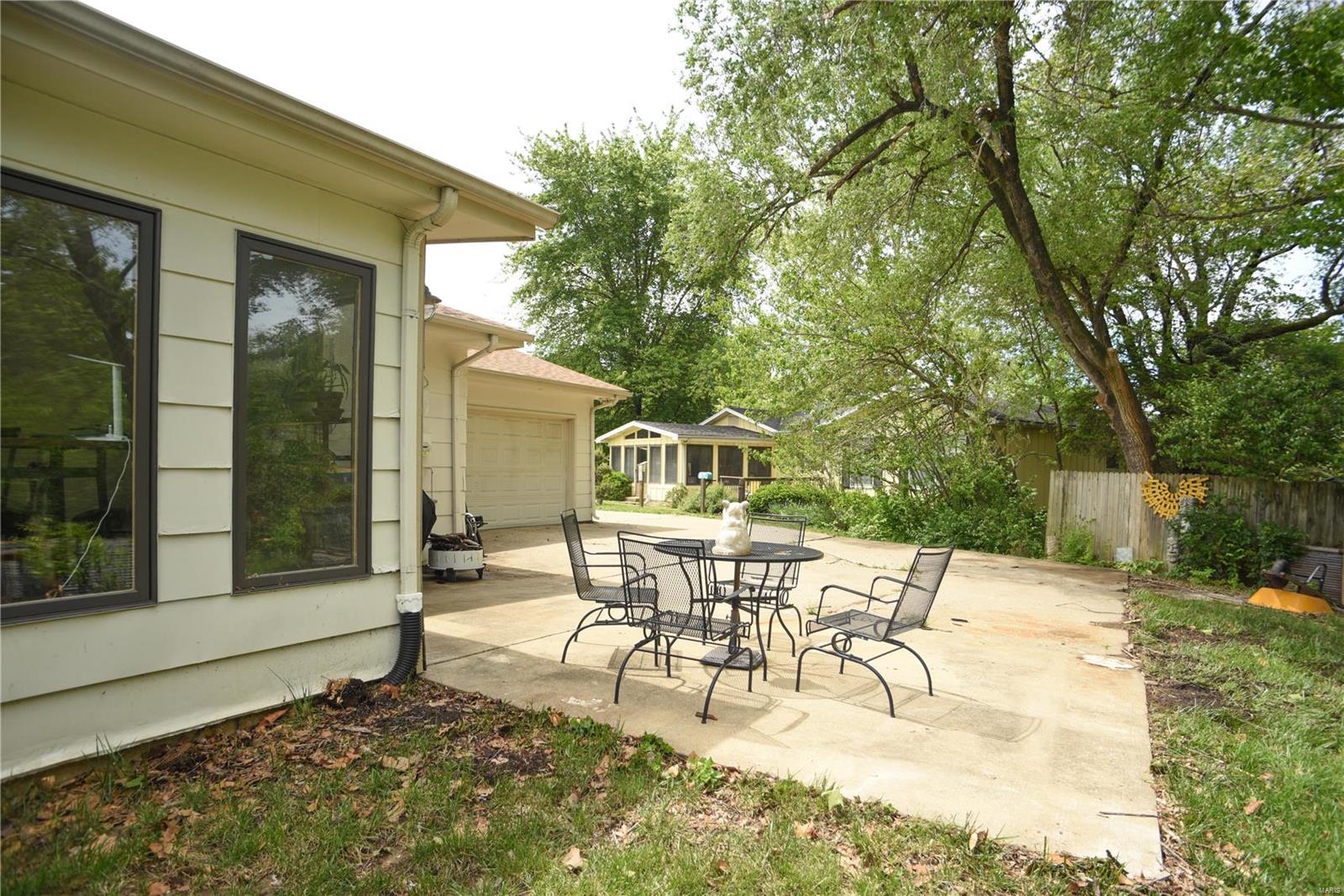 Elmwood Manor #7 - Residential