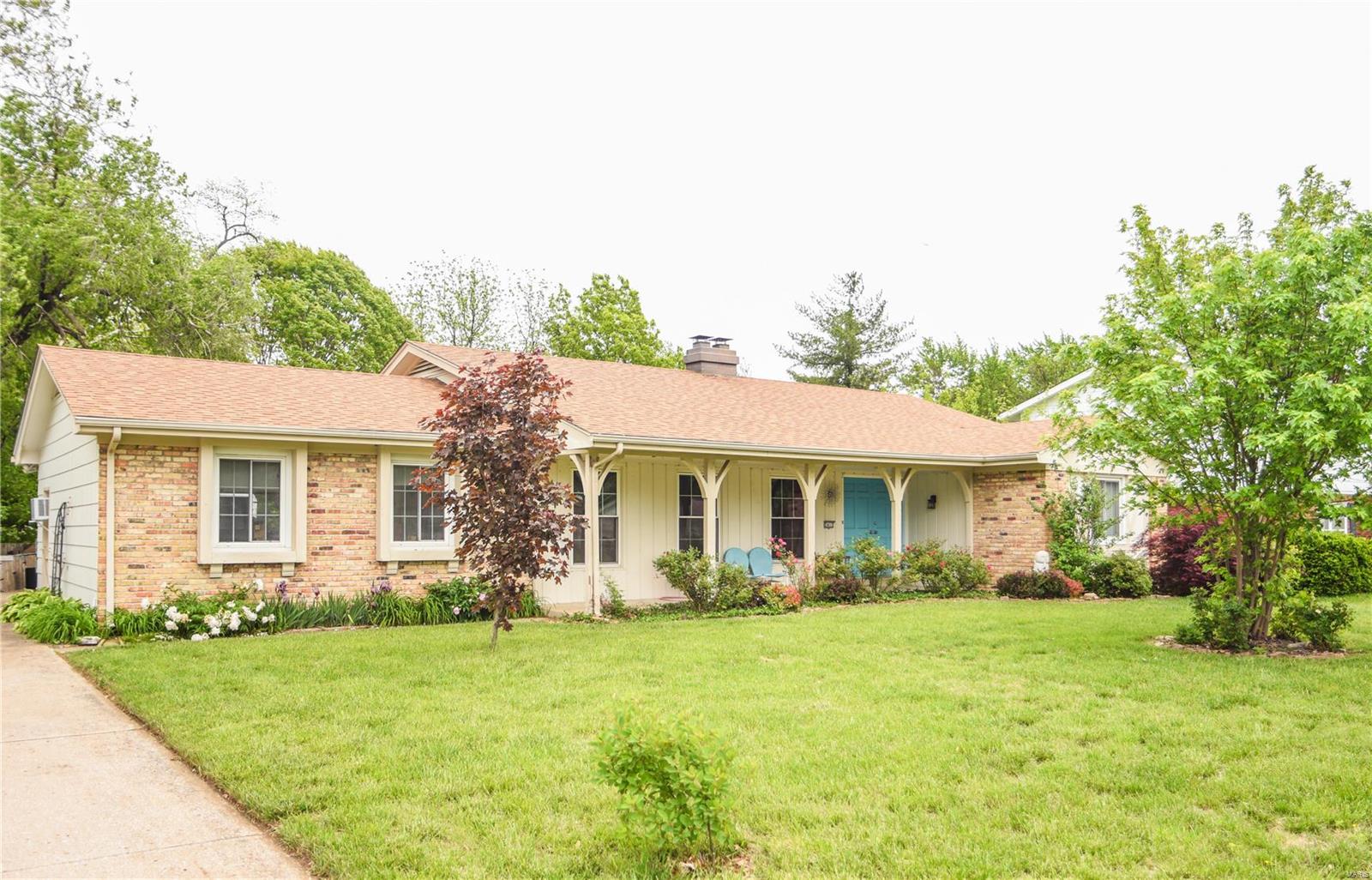 Elmwood Manor #7 - Residential