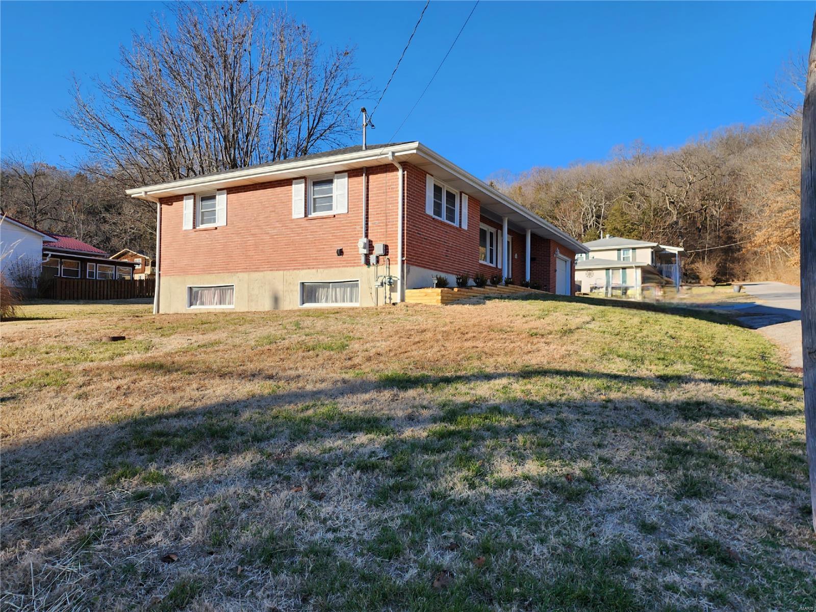Roberts 19-12 - Residential