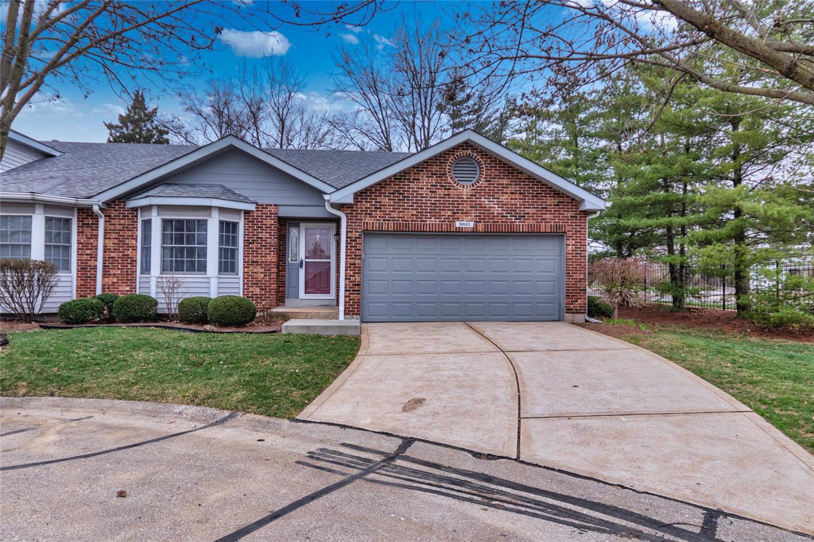 Village Of Lavinia Condo Ph 2 - Residential