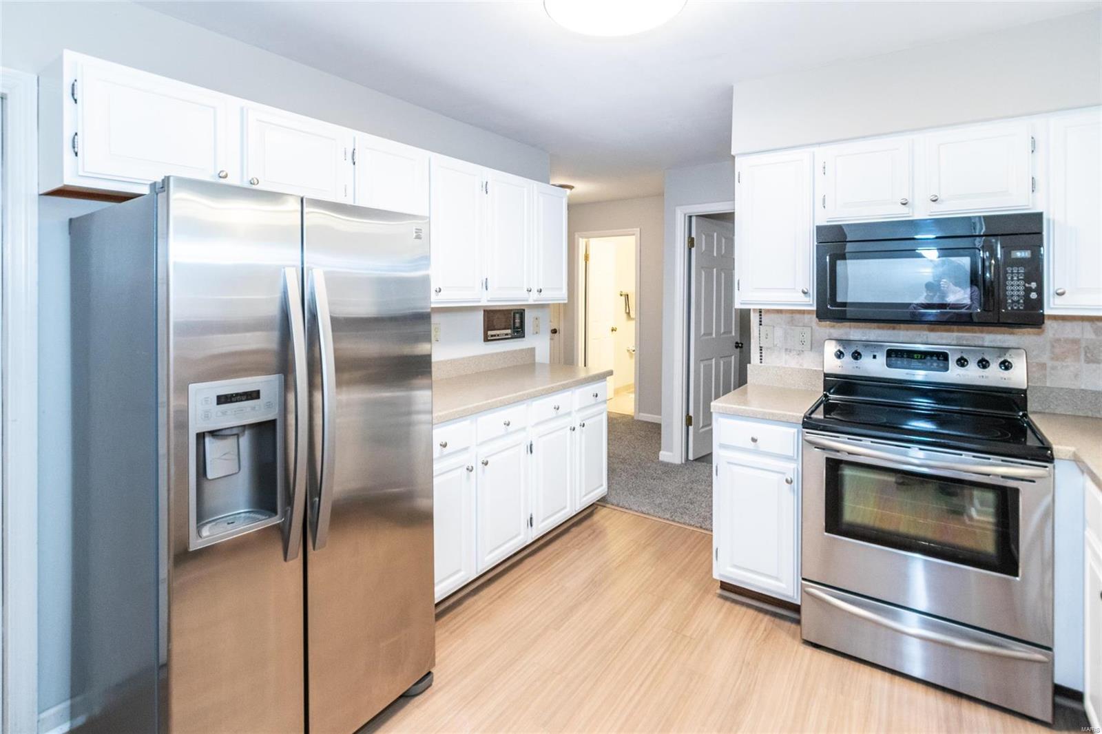 Village Of Lavinia Condo Ph 2 - Residential