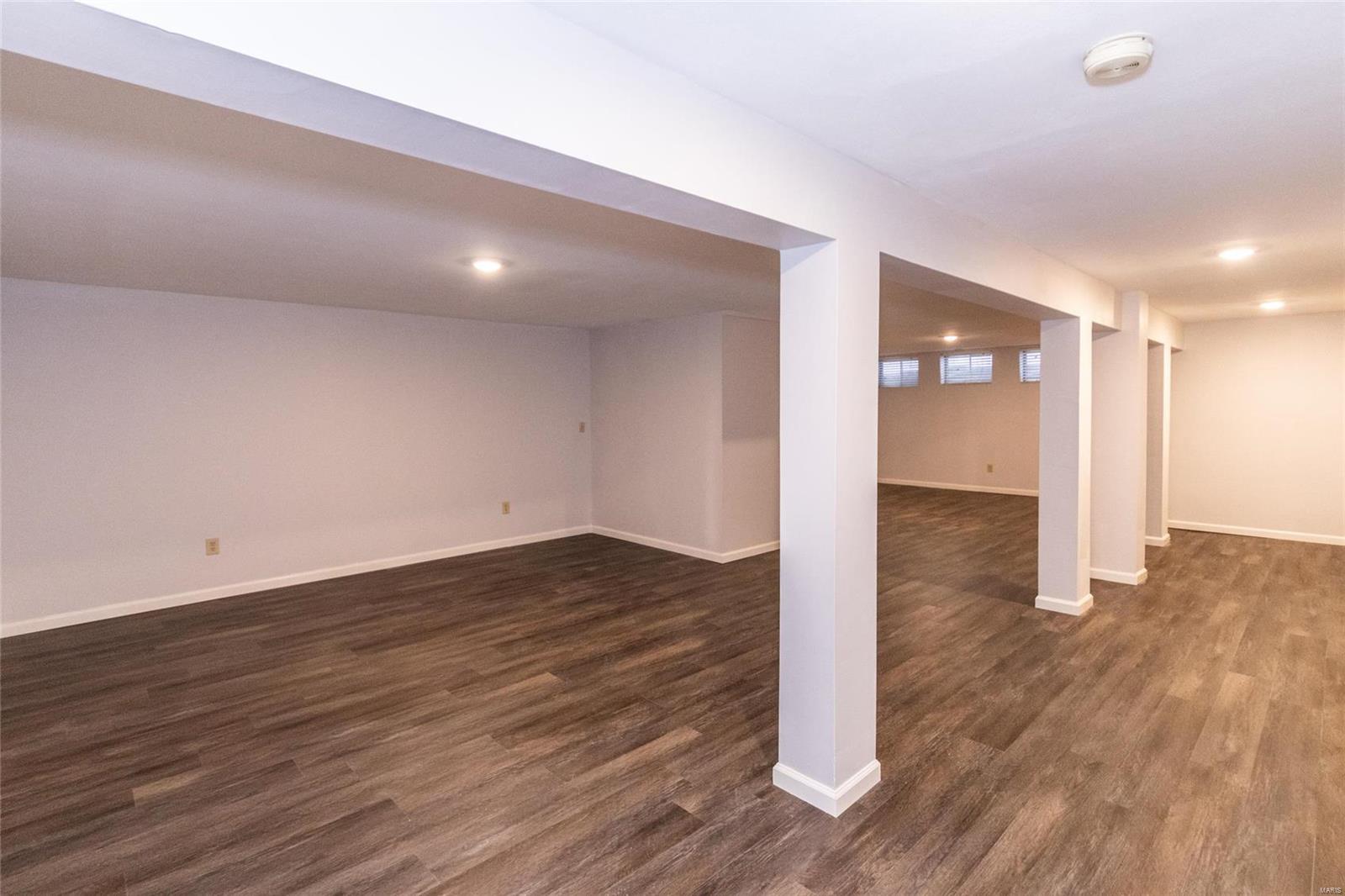 Village Of Lavinia Condo Ph 2 - Residential