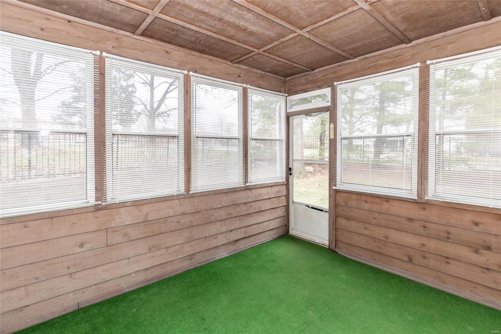 Village Of Lavinia Condo Ph 2 - Residential