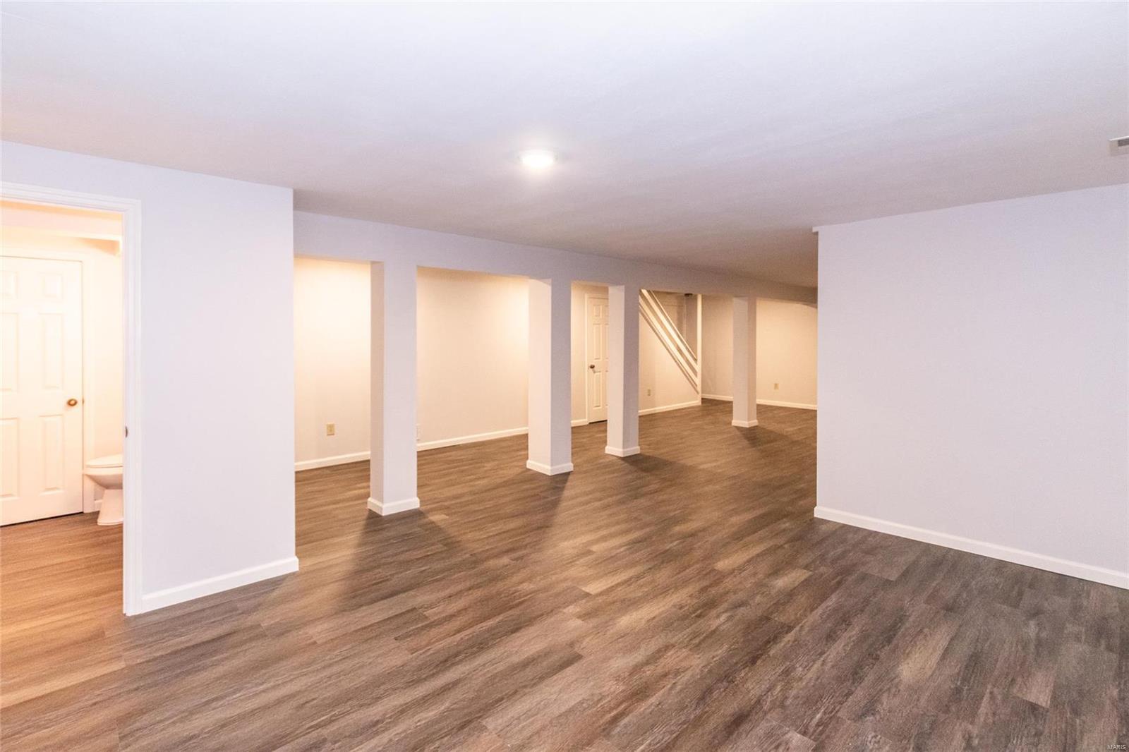 Village Of Lavinia Condo Ph 2 - Residential