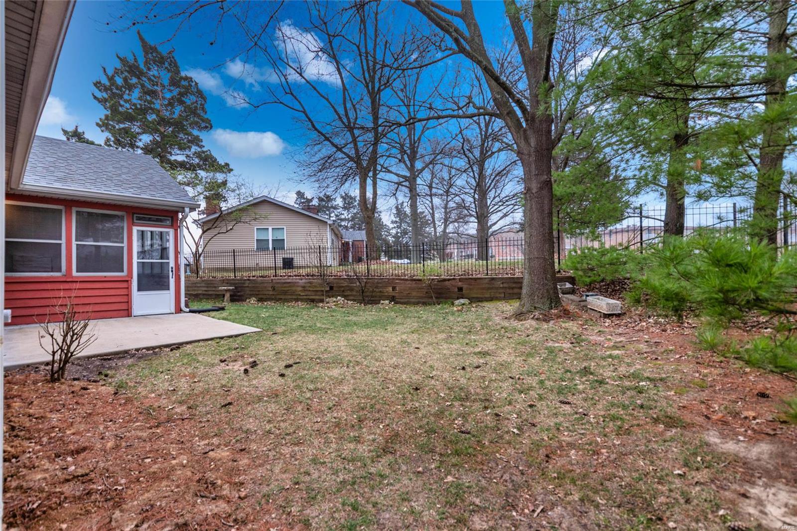 Village Of Lavinia Condo Ph 2 - Residential