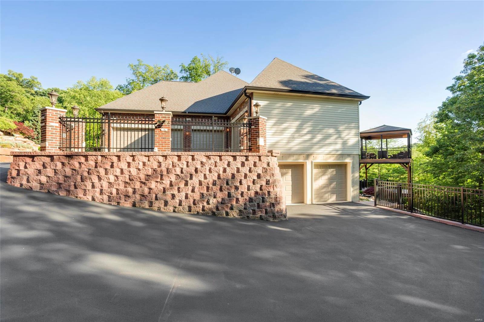 Paradise Valley East - Residential