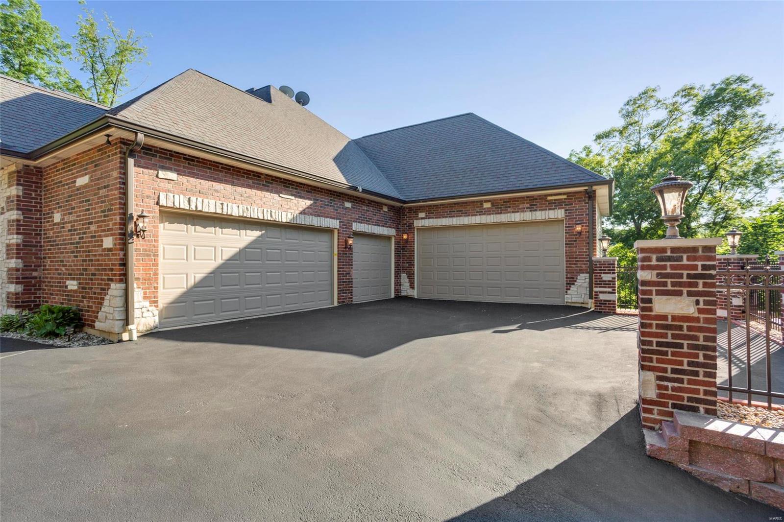 Paradise Valley East - Residential