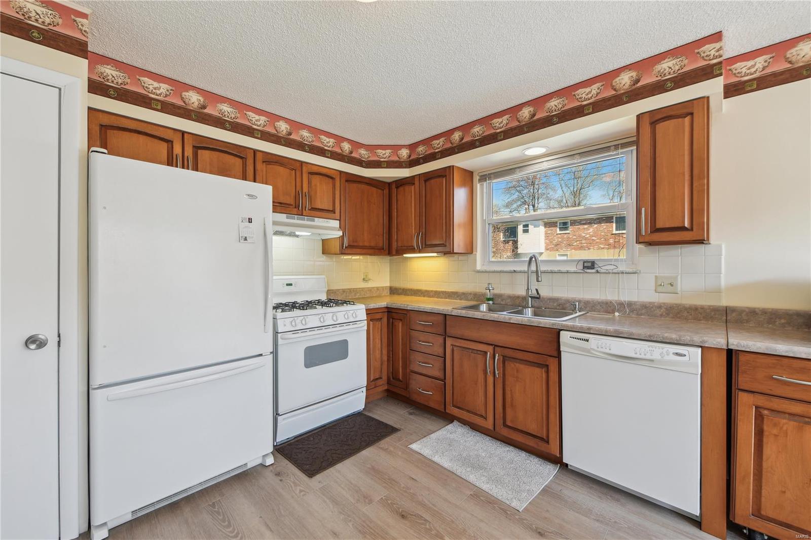 Jeffleigh Estates 3 - Residential