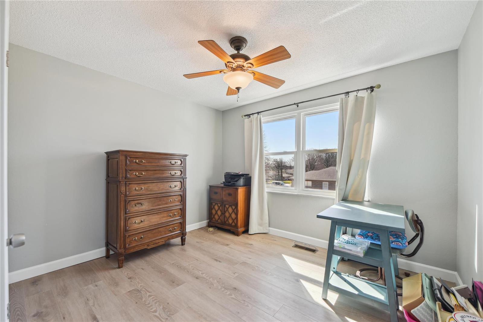 Jeffleigh Estates 3 - Residential