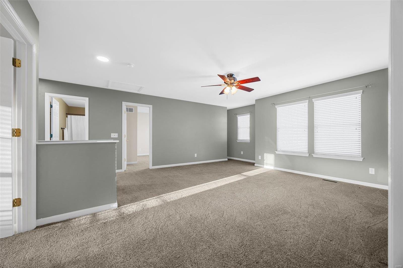 Lake St Louis, Missouri 63367, United States, 4 Bedrooms Bedrooms, ,3 BathroomsBathrooms,Residential,Pending,24454