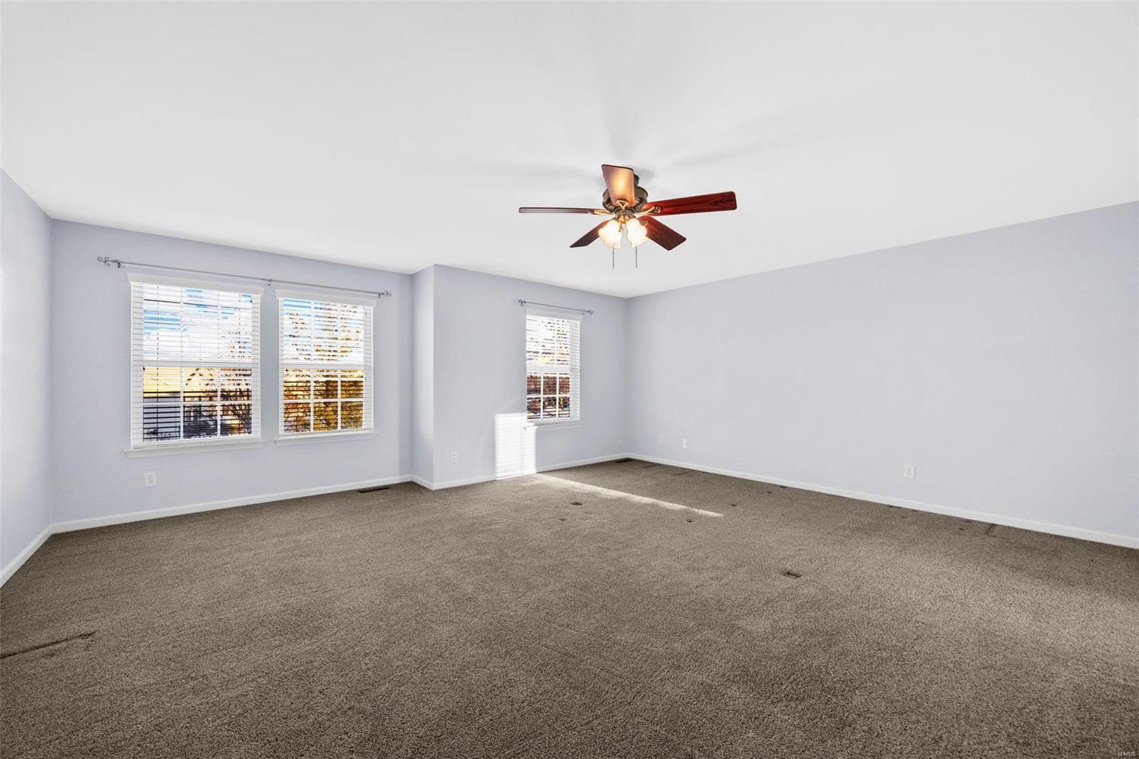 Lake St Louis, Missouri 63367, United States, 4 Bedrooms Bedrooms, ,3 BathroomsBathrooms,Residential,Pending,24454