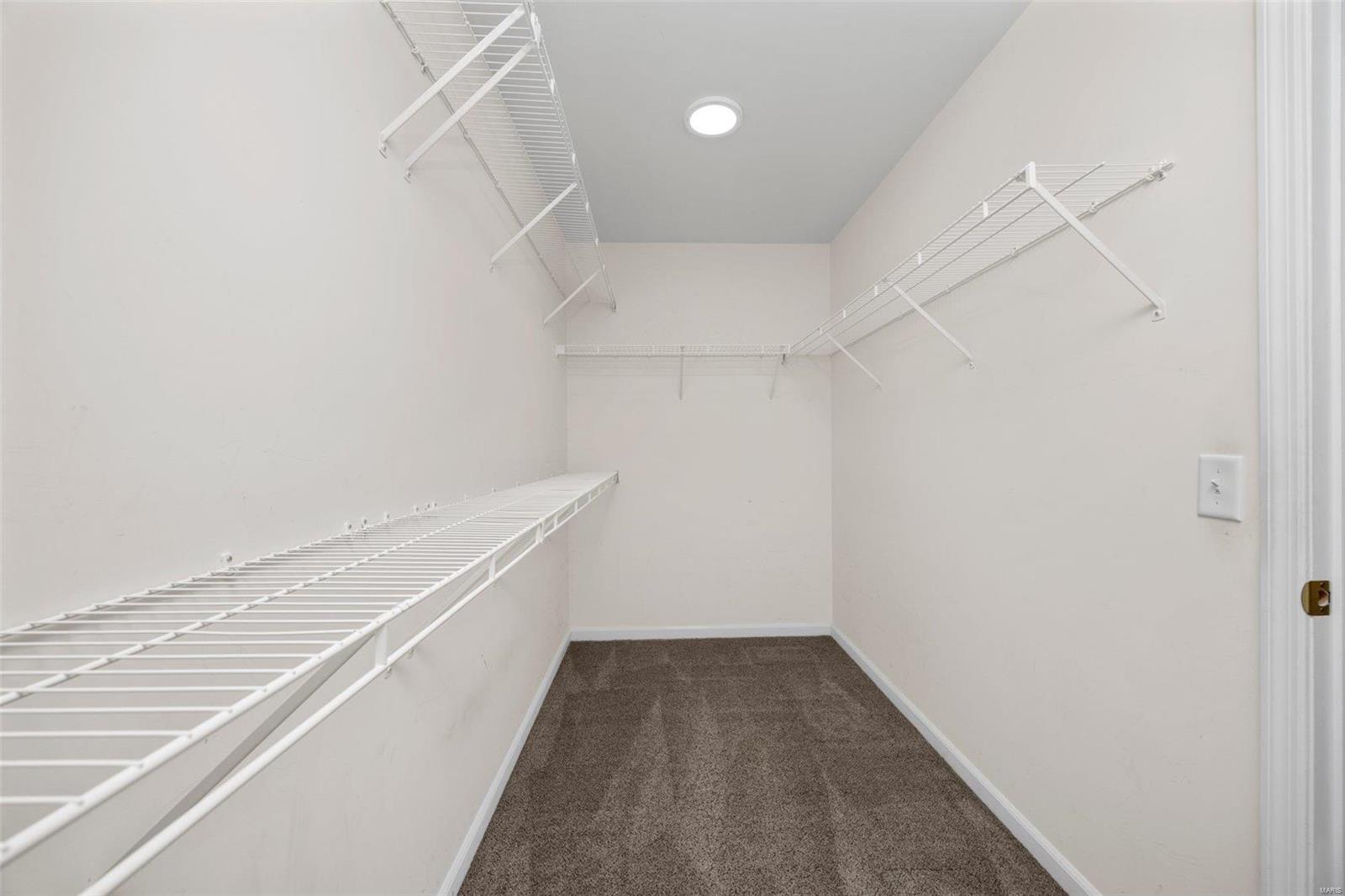 Lake St Louis, Missouri 63367, United States, 4 Bedrooms Bedrooms, ,3 BathroomsBathrooms,Residential,Pending,24454