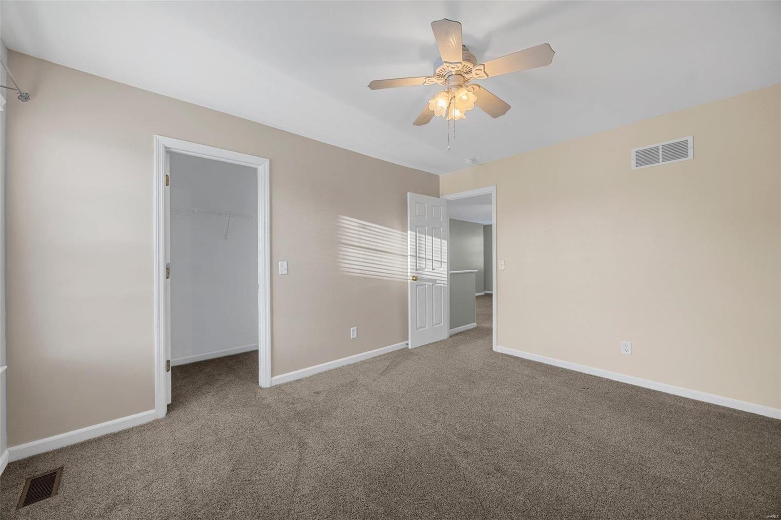 Lake St Louis, Missouri 63367, United States, 4 Bedrooms Bedrooms, ,3 BathroomsBathrooms,Residential,Pending,24454